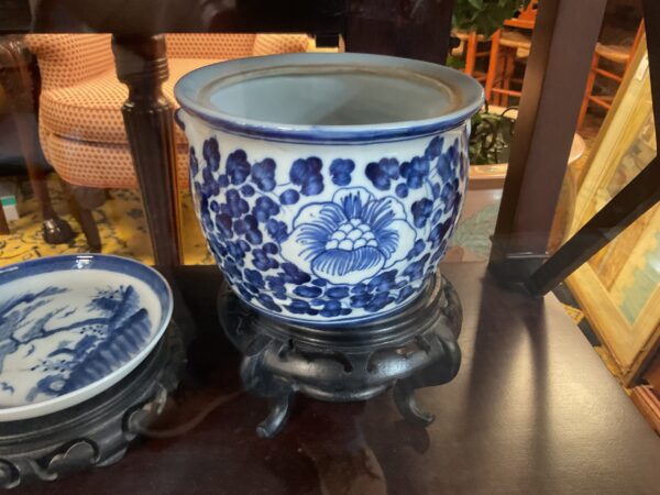 Chinese Blue and White Cachepot