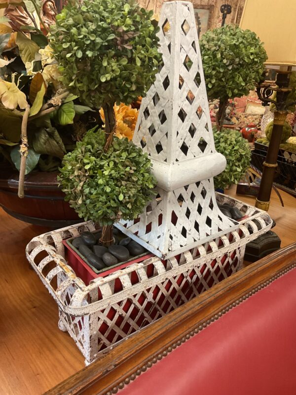 Metal Lattice Window Box Planter